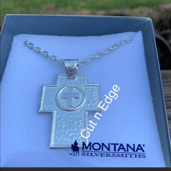 Montana Silversmith Hammered Cross Necklace - Picture 6 of 6